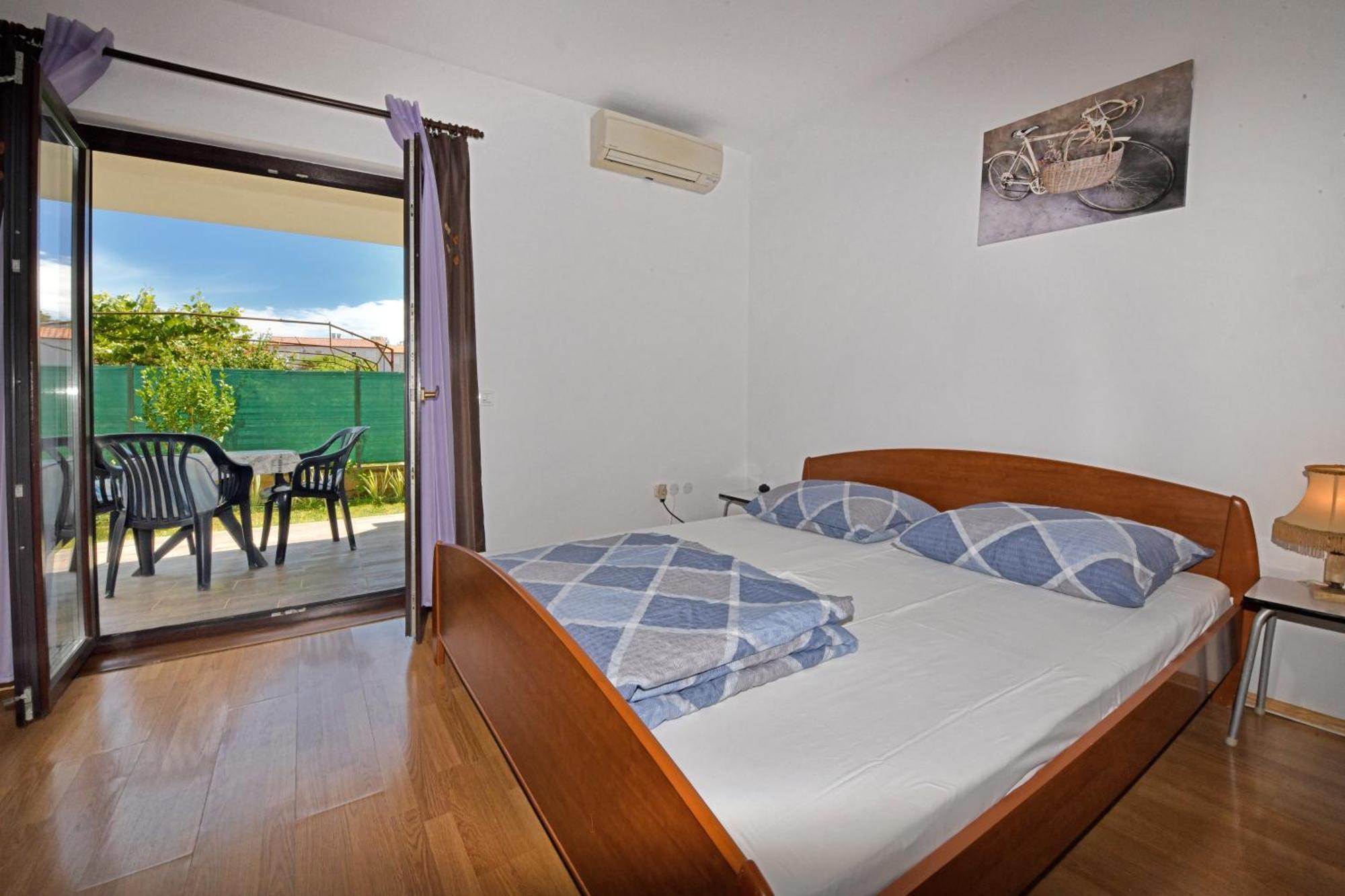 Dulabic Apartment